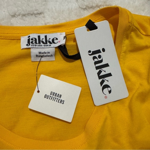 Urban Outfitters Yellow Jakke Girl Gang Tee T-Shirt, 100% Cotton, Small US 6 NWT - Picture 4 of 5